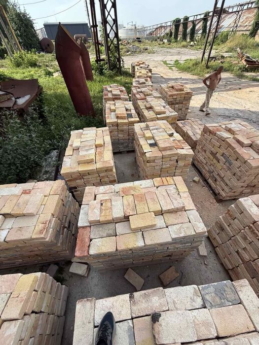 Цегла вогнетривка