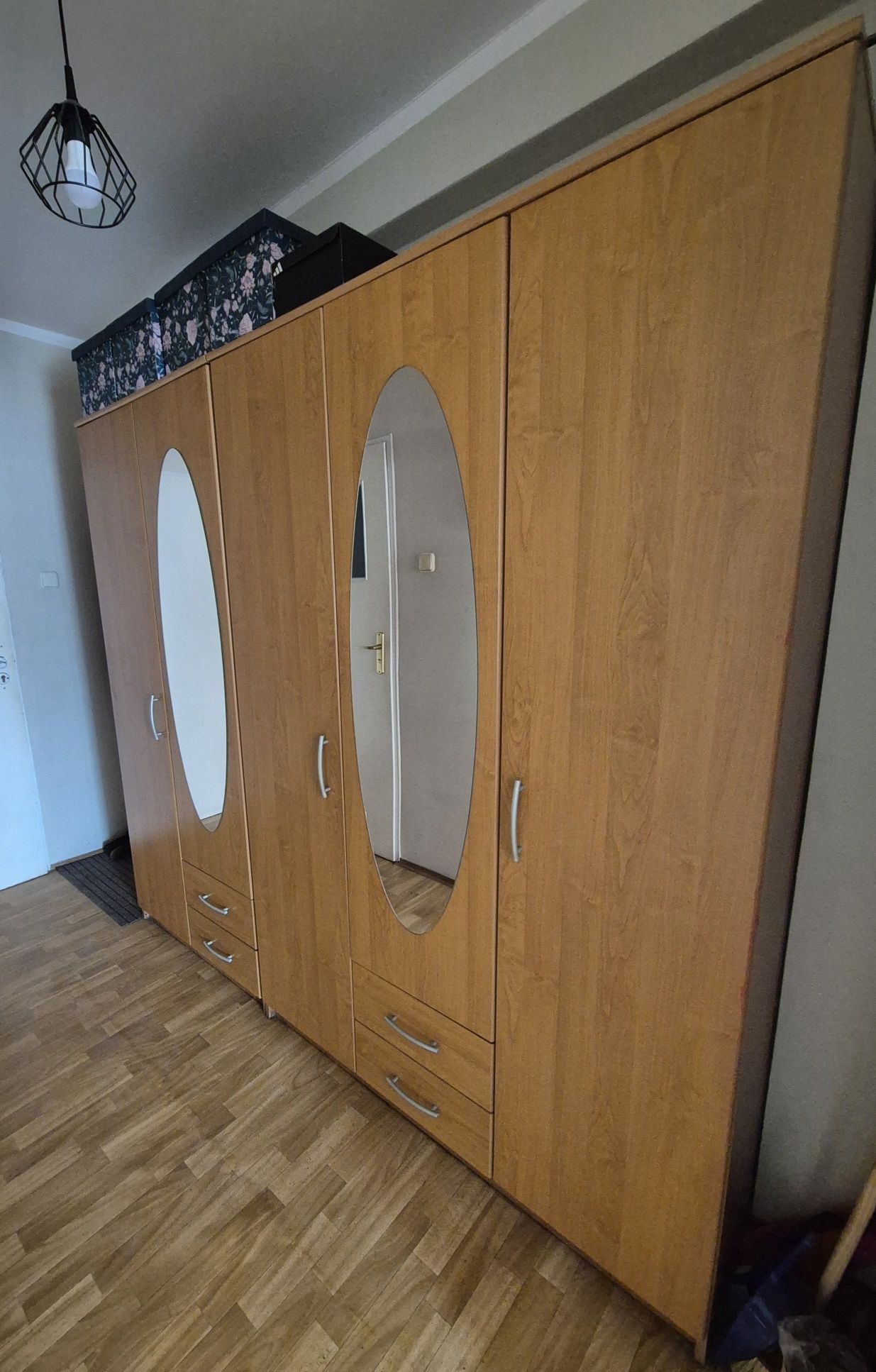 Szafa x 2  w kolorze drewna