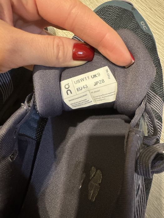 Чоловічі кросівки On Running Cloudgo оригінал