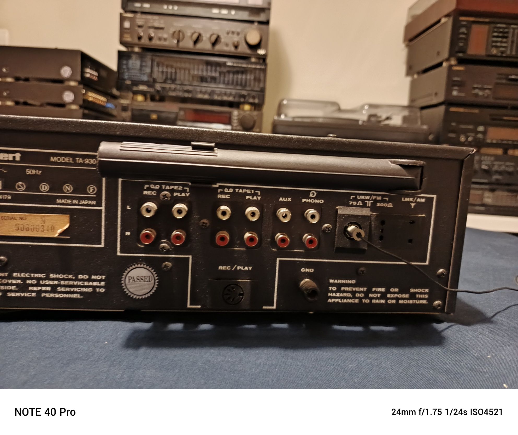 Amplituner Expert by Marantz.