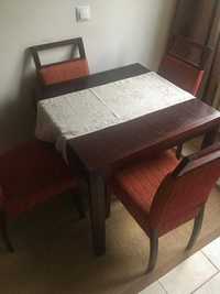Stół kuchenny z litego drewna i 4 krzesła
