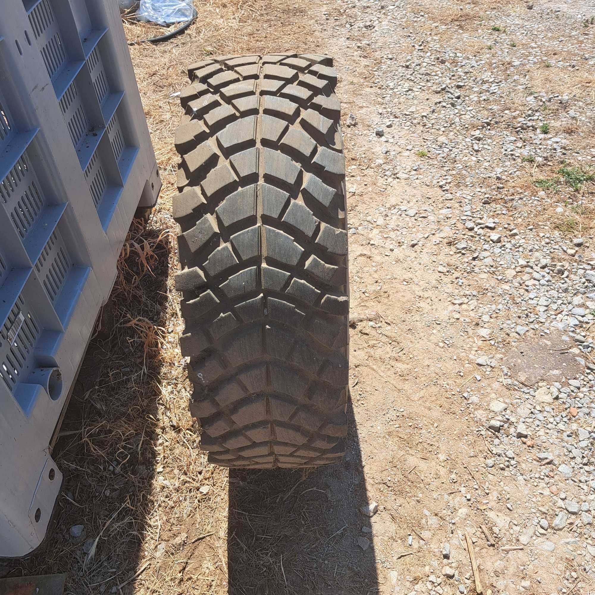 Pneu 4×4 traçāo + de meio piso