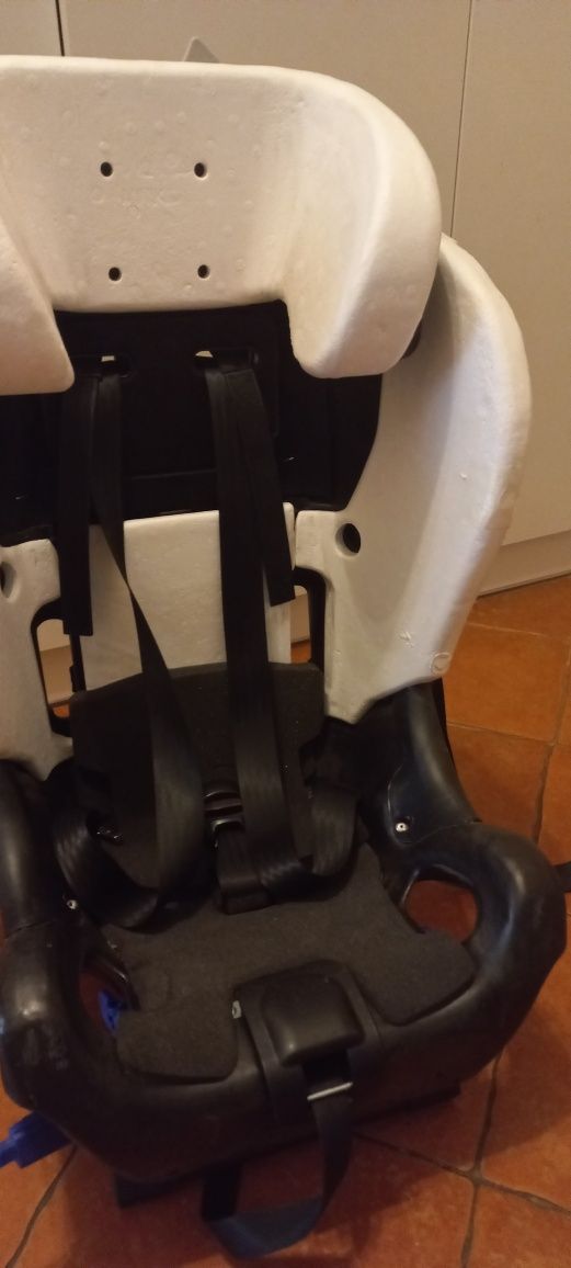 Fotelik samochodowy Axkid Minikid 2.0