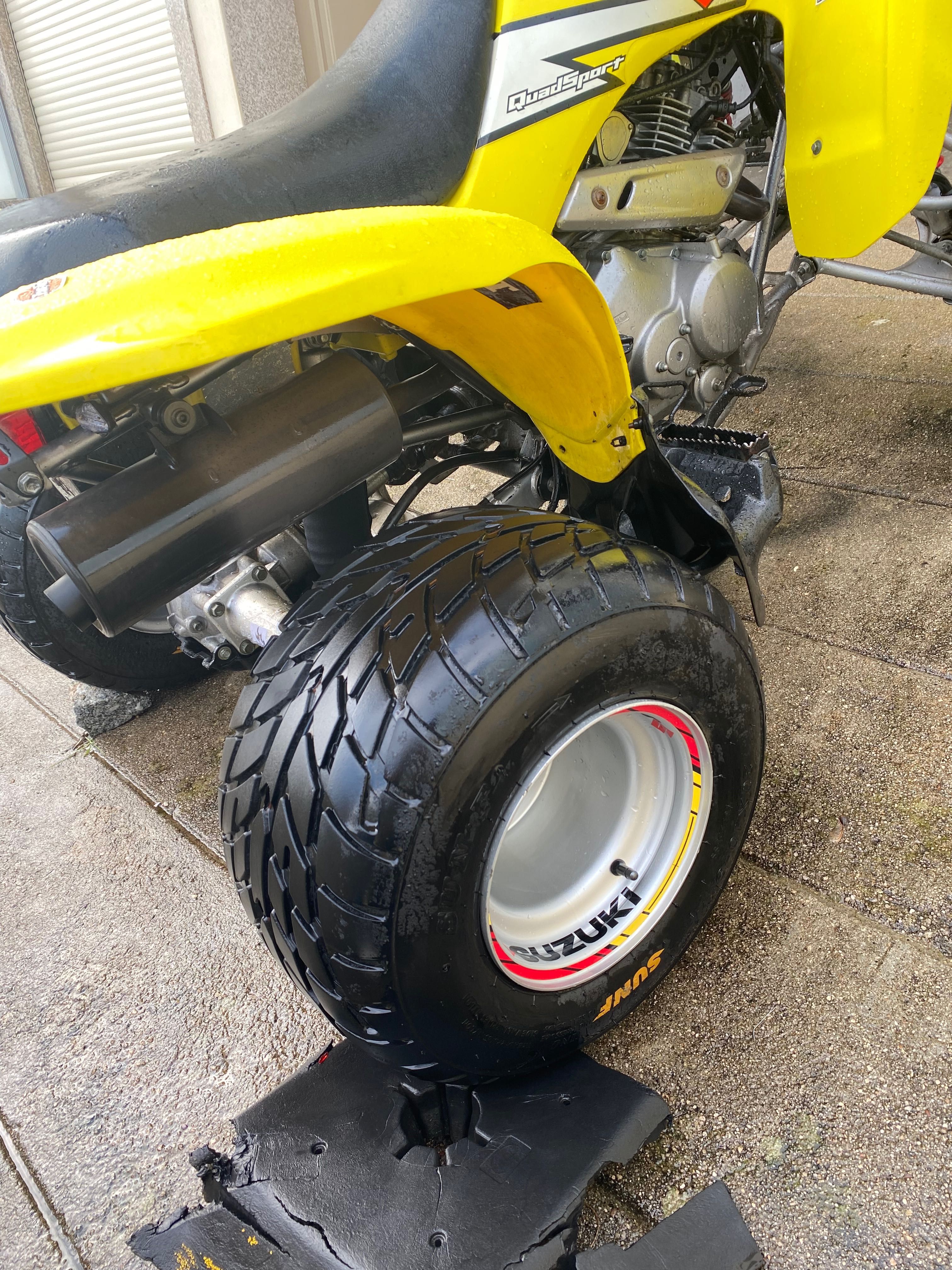 Suzuki LTZ 250 Matriculada excelente (trocas/ retomas)