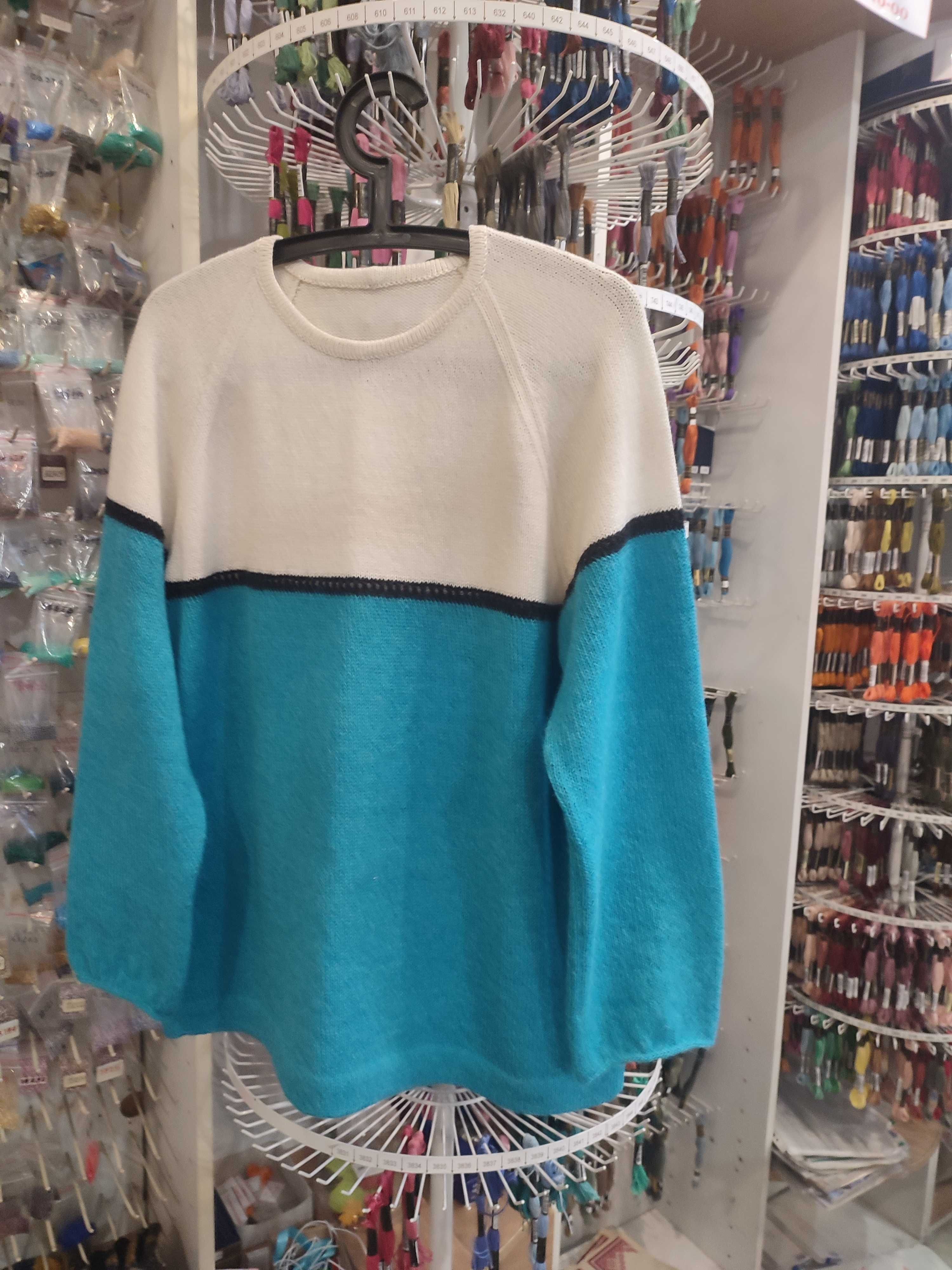 Жіночій светр з вовни