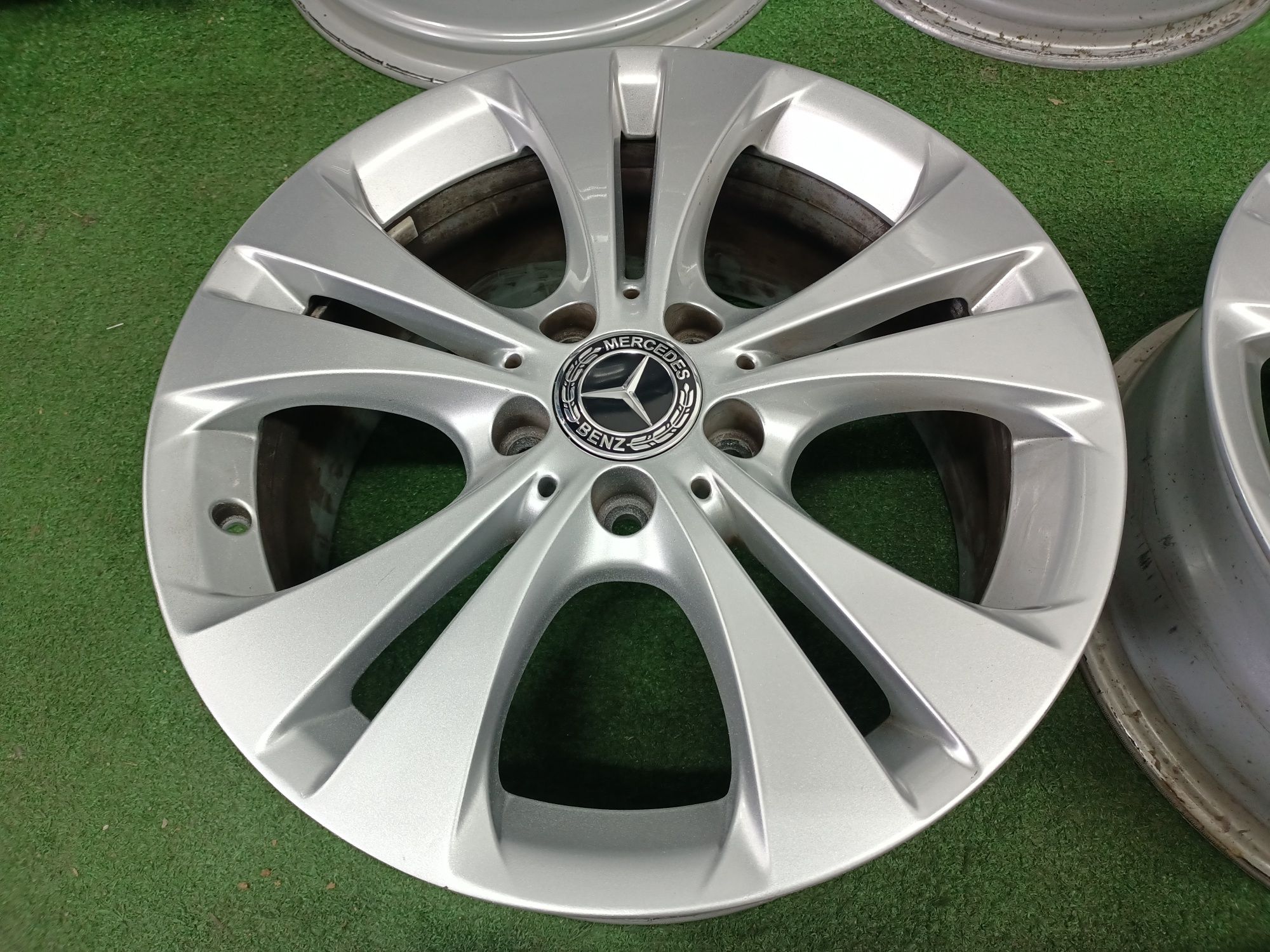 17 felgi 5x112 et52,5 Oryginał Mercedes A 246 B CLA Vito Viano Wysyłka