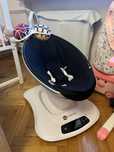 4moms mamaRoo 4.0 Bujaczek Leżaczek Classic Black
