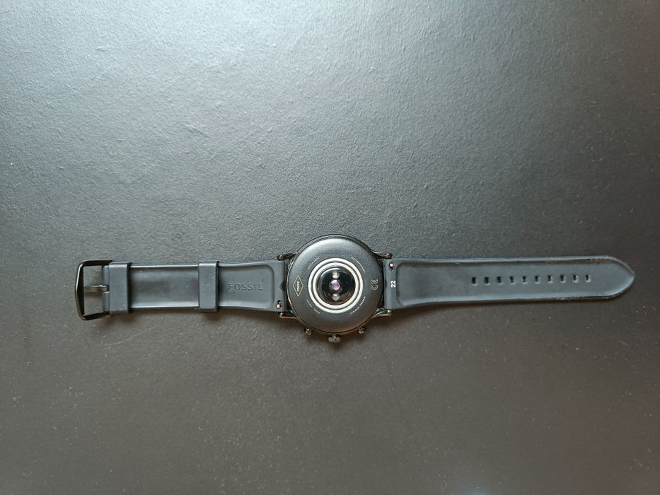 Fossil Gen 5 Carlyle HR Negro Silicone