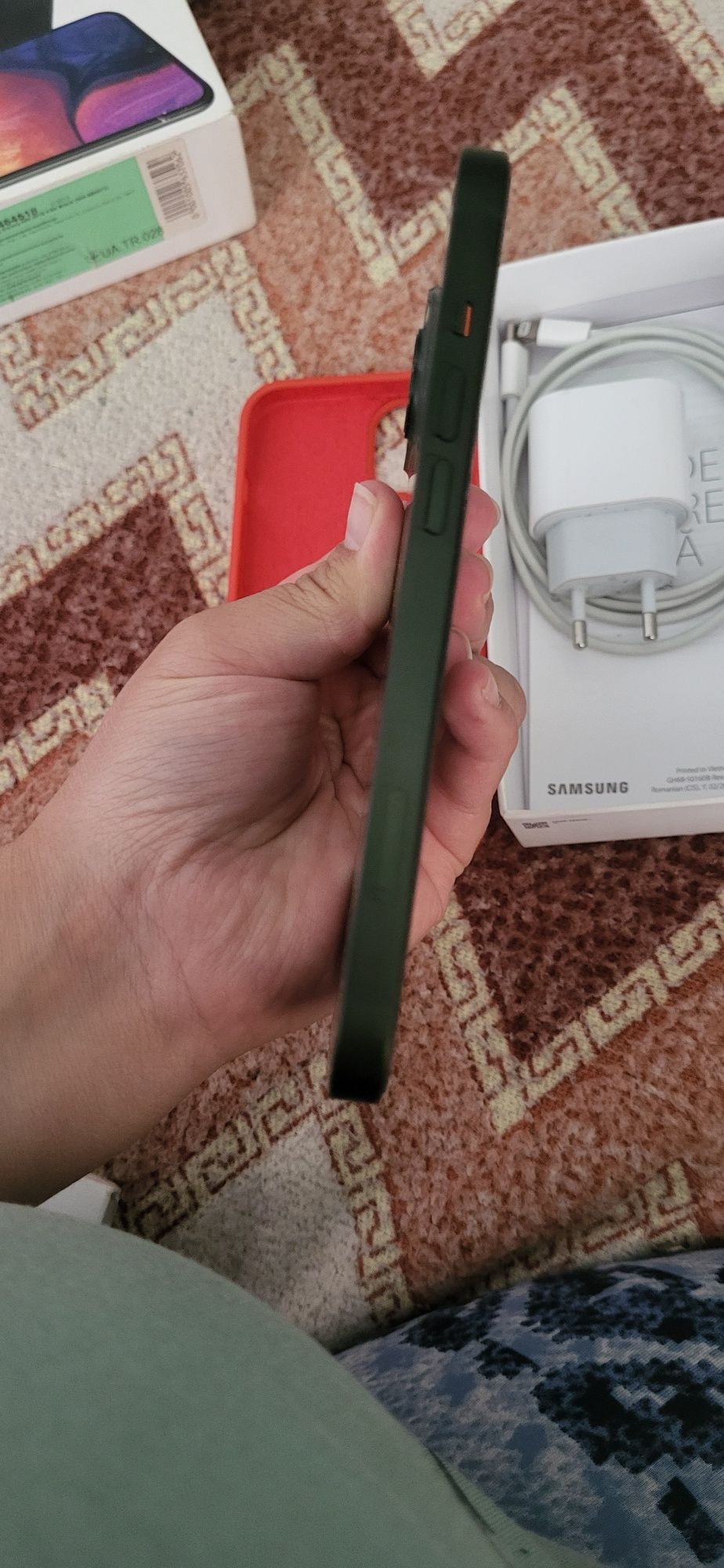 Iphone 13 r-sim телефон в стані 10/10