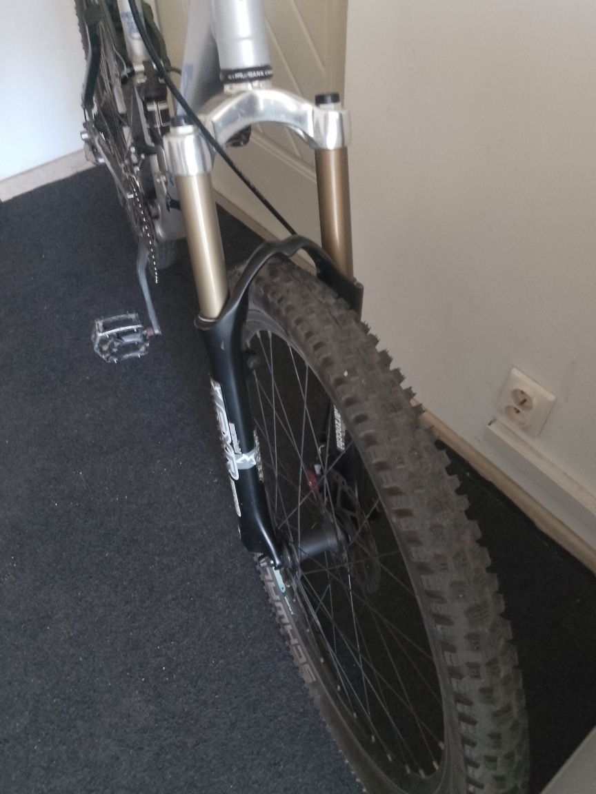 Dostępny. Amortyzator Marzocchi Exr pro air (fox,lyrik,Magura)