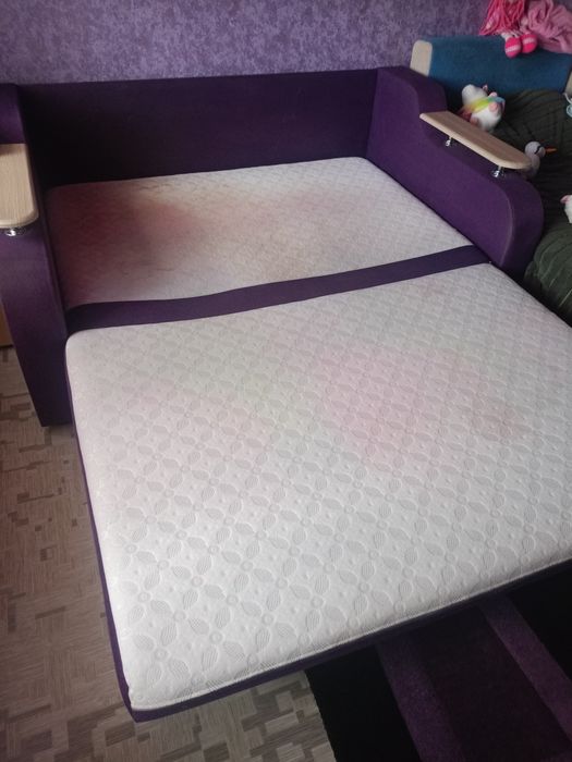 Продам Диван выкатной