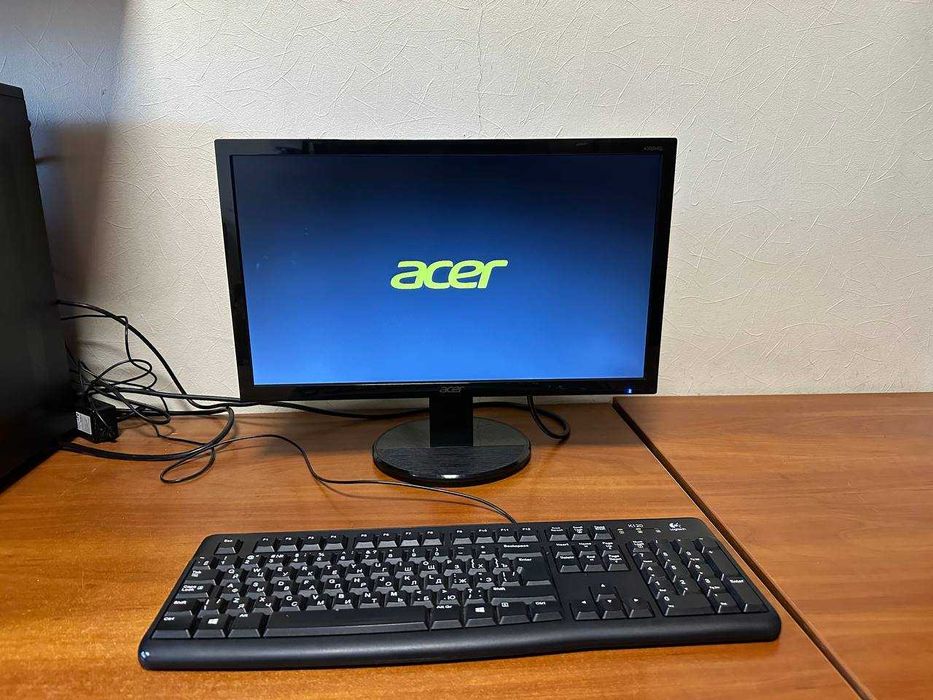 Монітор LED ACER K202HQL 19.5 дюймів в повністю працюючому стані