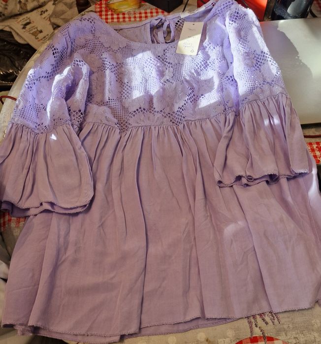 Vendo blusa lavanda nova
