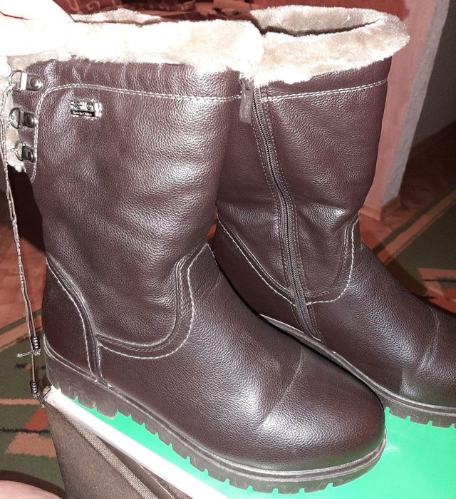 Зимові чоботи на широку ногу