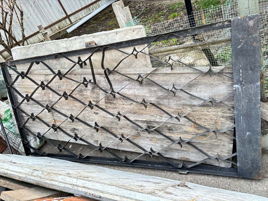 Решiтка на вікна та двері металеві сходи