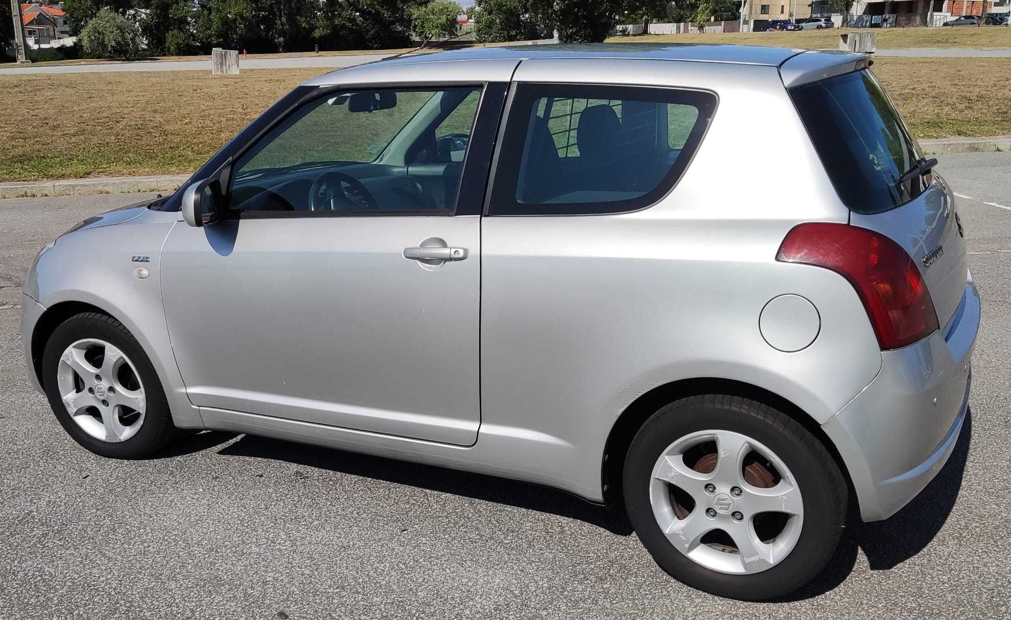 SUZUKI SWIFT DDISVN GLX MP , comercial , usado