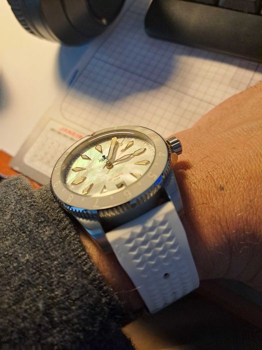 Relógio automático Phoibos Voyager madre pérola c Seiko nh35