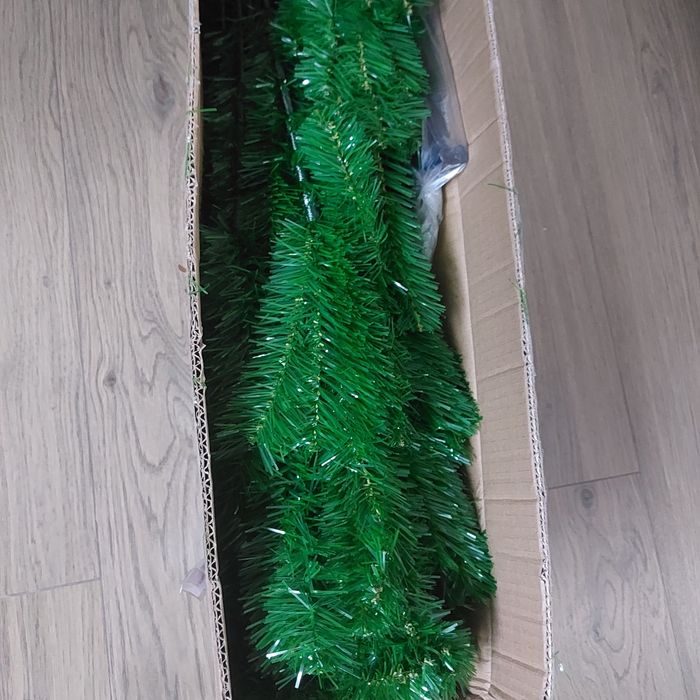 Choinka sztuczna z metalowym stojakiem, świerk 210cm