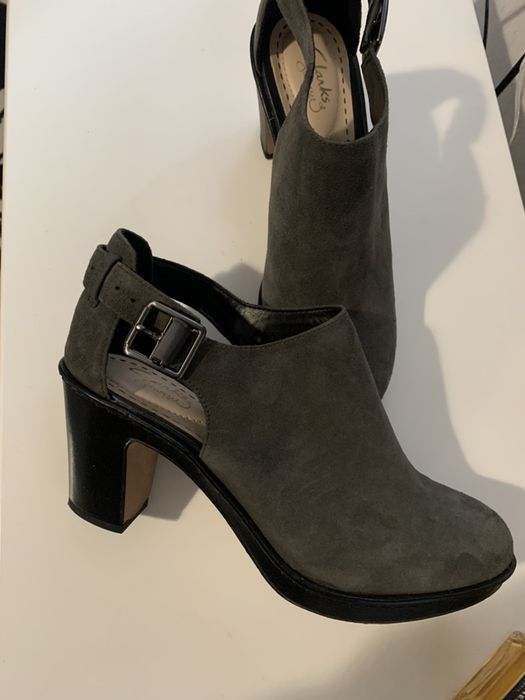 Продам ботильони Clark’s