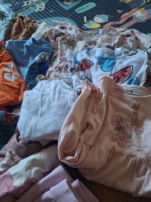 Paka ubranek spodenki bluzki legginsy sukienki H&M Zara Sinsay 110