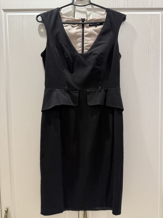 Продам плаття класичне