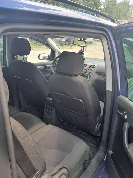 Фольцваген тоуран 1,6мпи рестайлінг