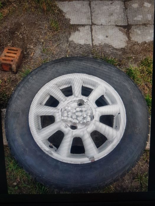 Резина R15 непогана