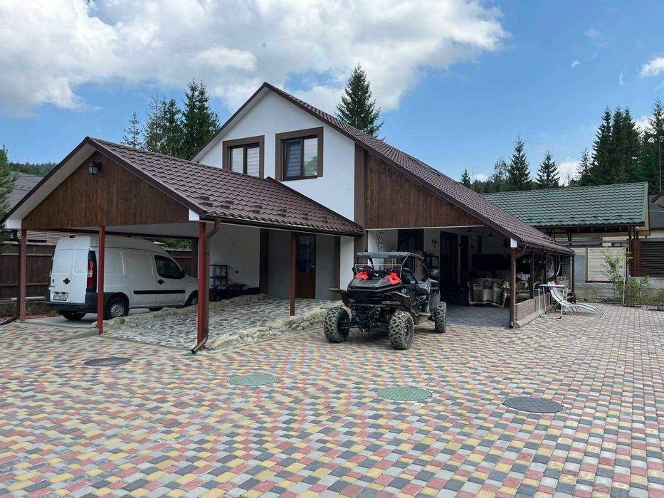 Продається затишний будинок з ремонтом. Буковель. Гори, ліс, річка.