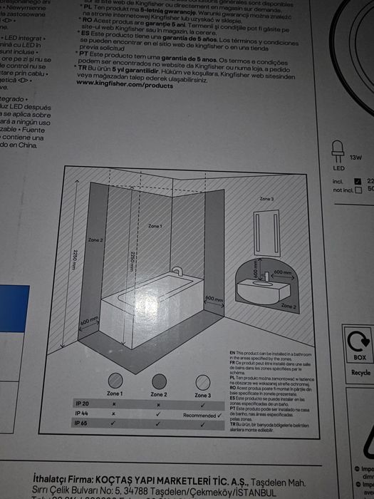 Lampa LED  z regulacją temperatury świata
