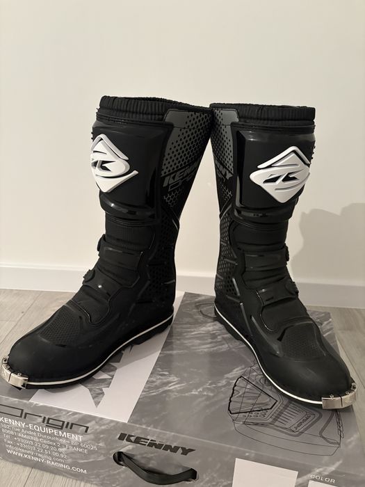 Buty na crossa roz42