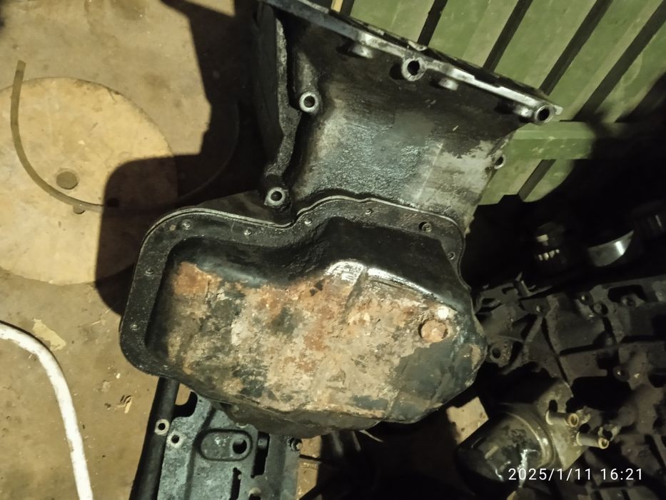 Піддон для двигуна