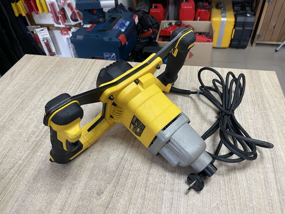Dewalt DWD241 / вживаний будівельний міксер Девольт 1800W
