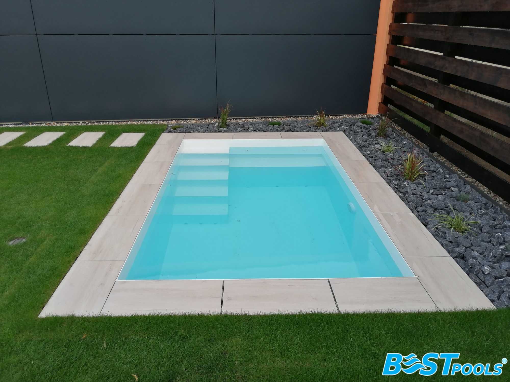 Polipropylenowy odgrodowy basen marki Bestpools Flores 5x3x1.5m