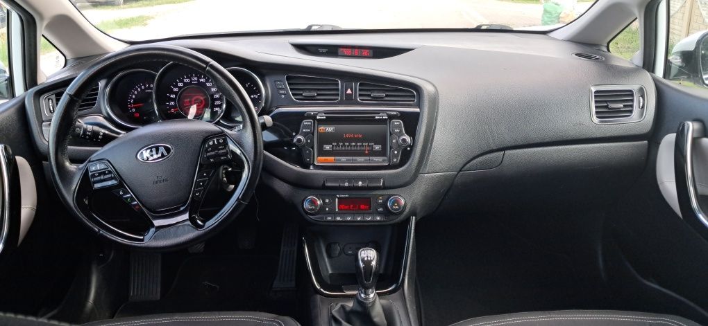 Kia ceed 1.6 gdi zarejstrowany kamera cofania