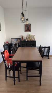 Mesa de refeição, chapa de pinho/preto Com 4 cadeiras