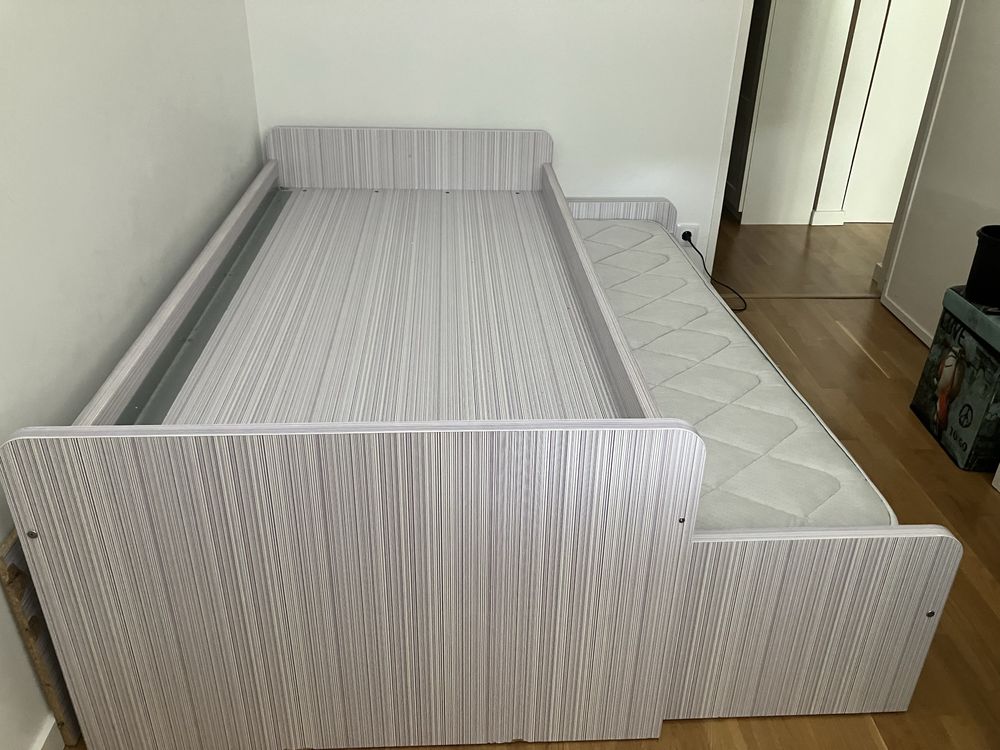 Cama solteiro dupla com gavetas de arrumacao