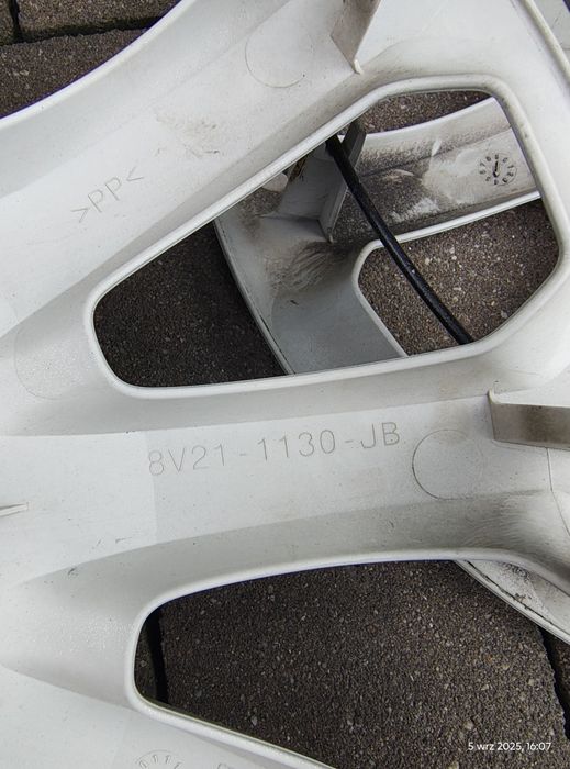 Kołpak 15 Ford 8V21-1130-JB 3sztuki