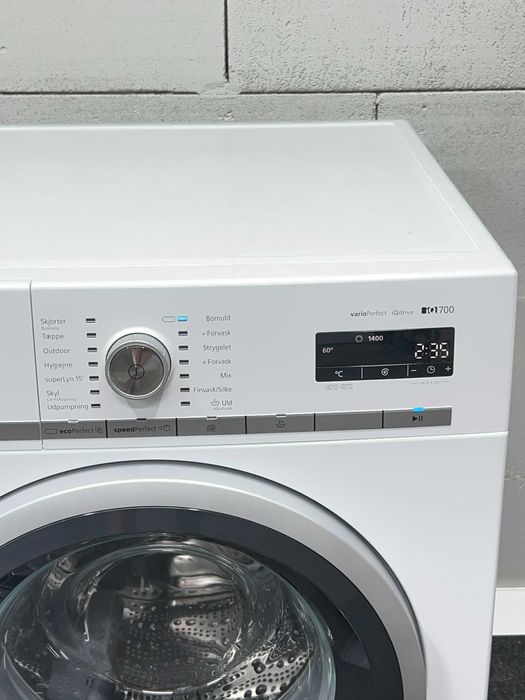 Пральна машина Siemens IQ700 WM16W540