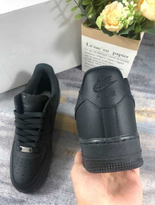 ButyDamskie Nike_Air_Force_1_Low_'07_Black_Uniseks R.40