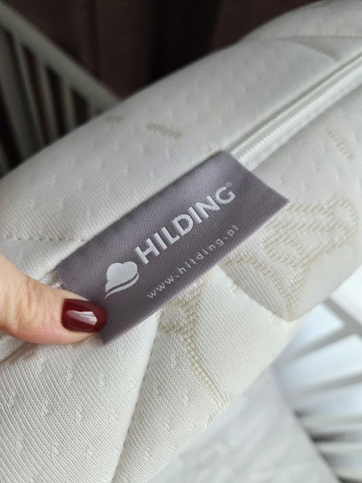 Materac Hilding Dobranocka + gratis prześcieradełka