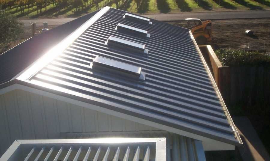 Забор криша Профнастил та металлочерепиця від заводу виробника