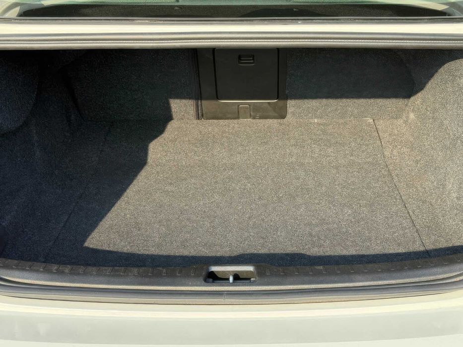 Volvo S60 B5 Core Dark Theme      2024