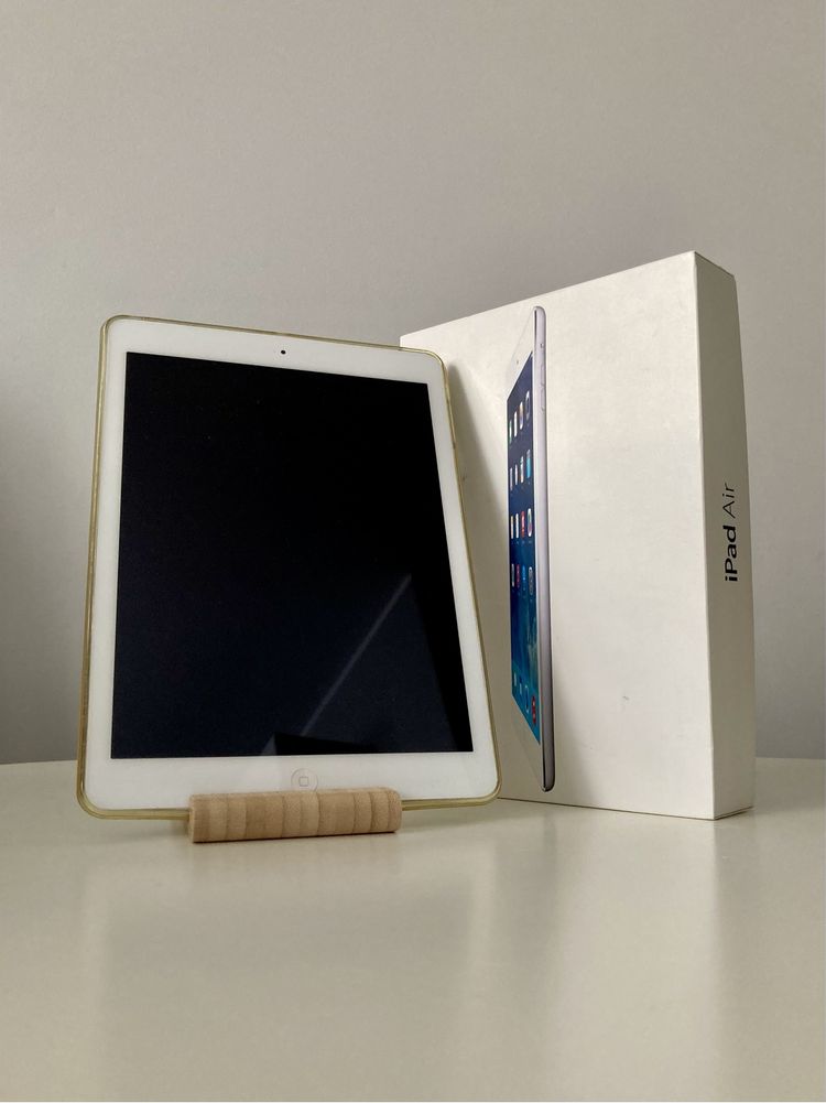 iPad Air (WiFi + Cellular) / 32GB / MF529LL/A + gratisy