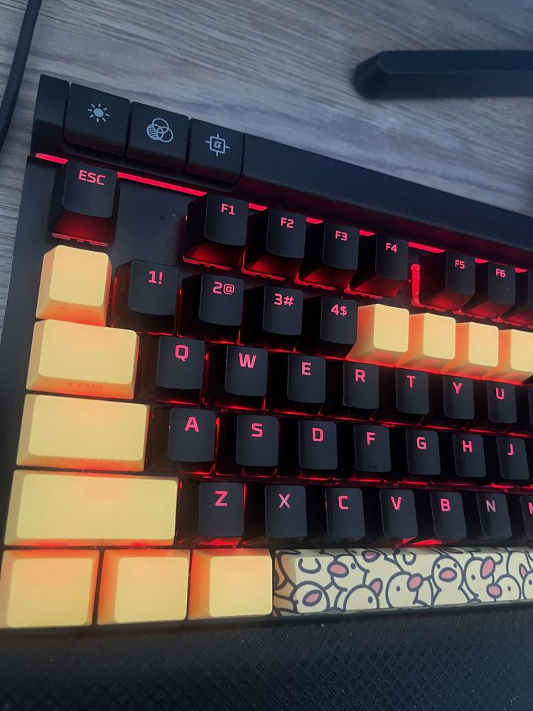 Klawiatura mechaniczna HYPERX alloy elite fps rgb (CHERRY MX RED)