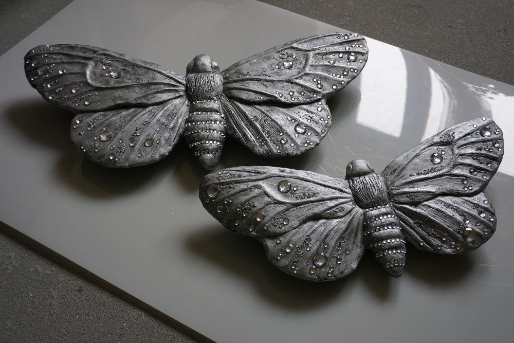 Ćma motyl dekoracja ścienna srebrna
