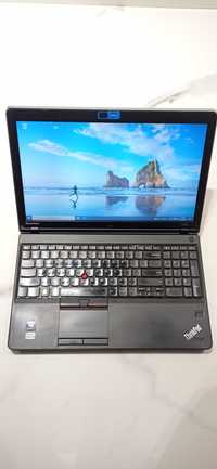 Laptop Lenovo ThinkPad Edge E520 , i5 , SSD , HDD, Radeon, Win10, HDMI