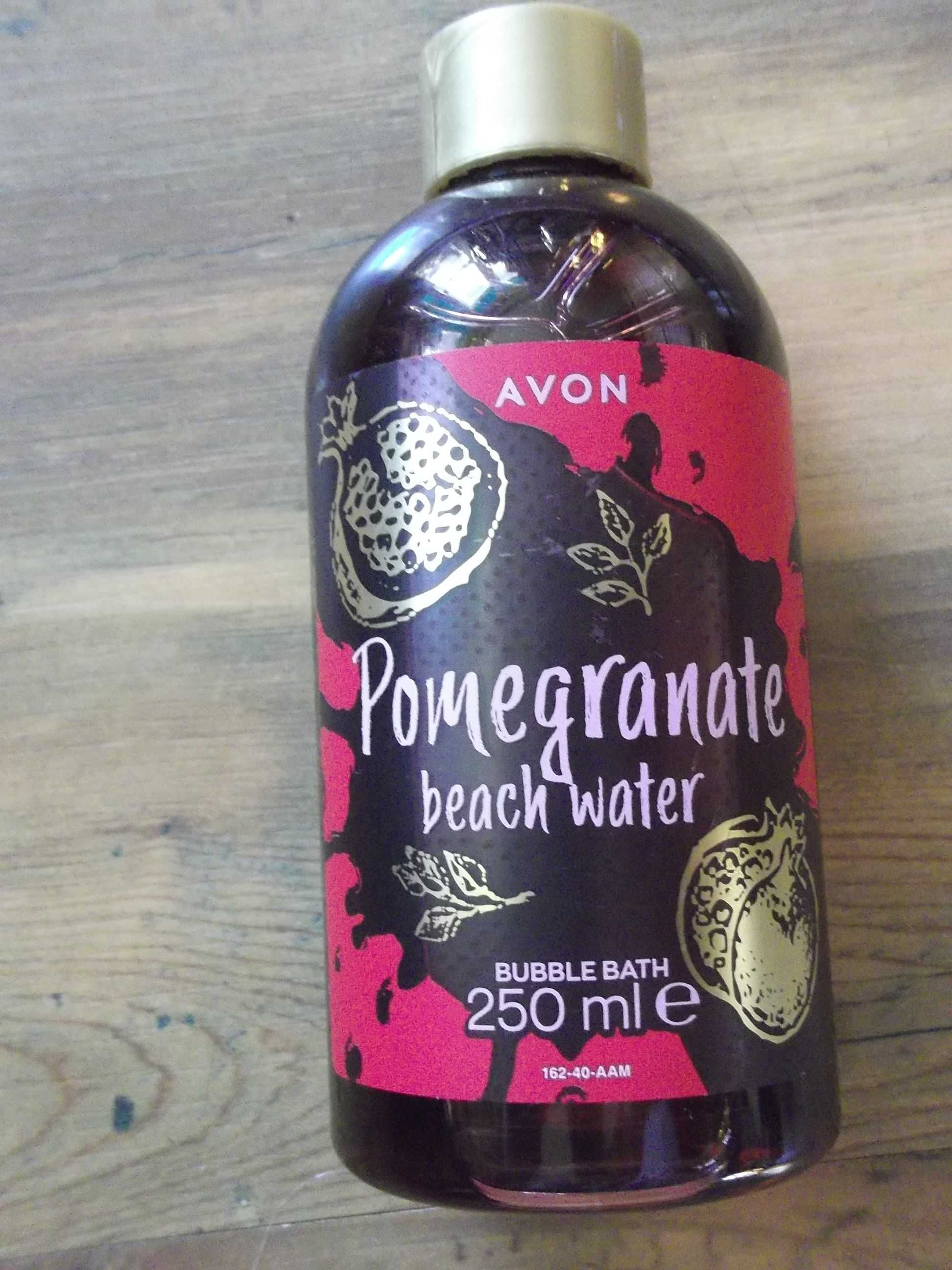 Płyn do kąpieli Słodki granat Avon