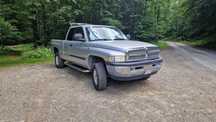 Dodge RAM Rezerwacja, Ram 1500 5,2l, 4x4, manual, czysty carfax, super stan