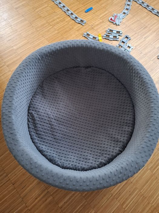 Basen z kulkami    dla dzieci