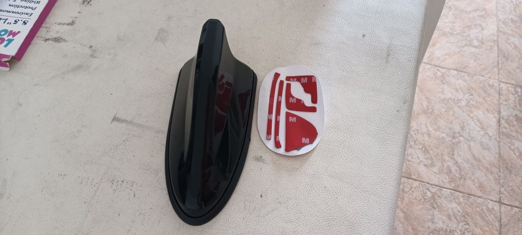 Antena para carro (tubarão) - Portes Grátis